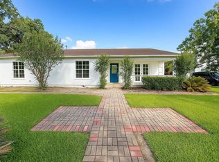 8431 Lorrie Dr N, Houston, TX 77025