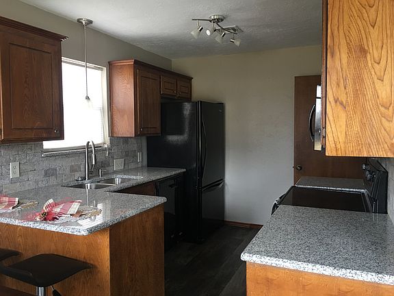 5th image of 5409 NW Sir Brian Ave
