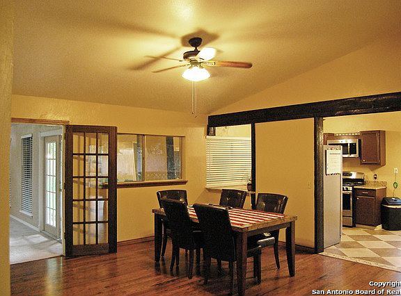 5th image of 13603 Oak Mdws