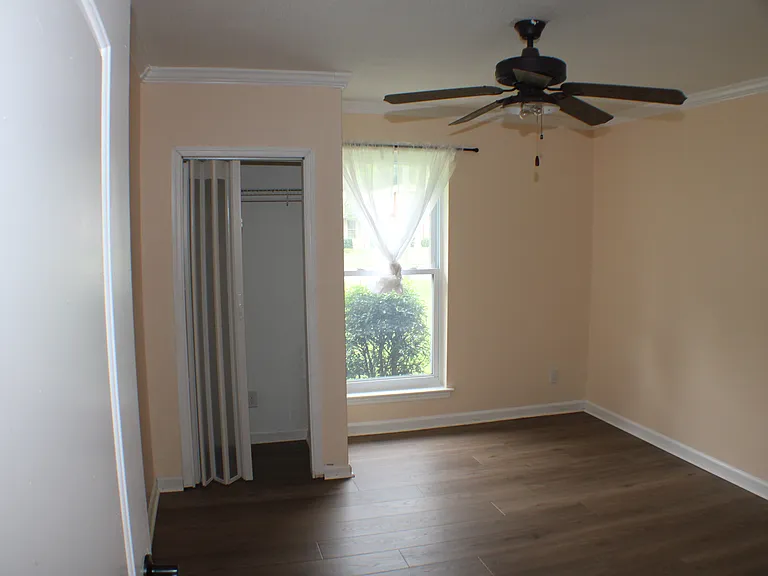 Bedroom #1