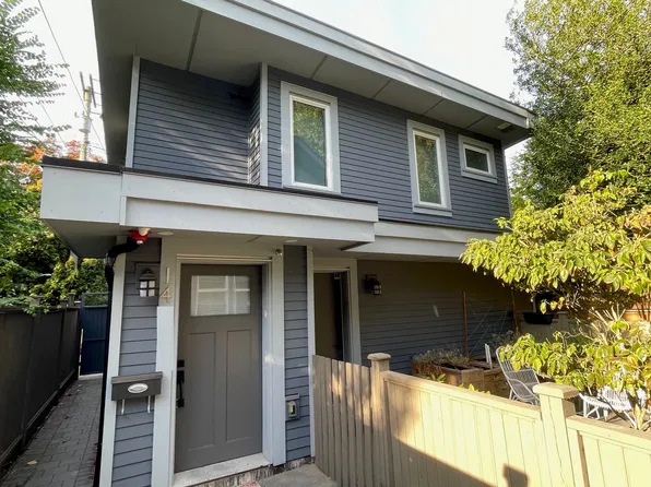 1415 E 10th Ave, Vancouver, BC V5N 1X3
