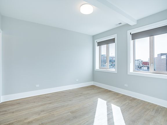 2nd image of 3419 N Paulina St