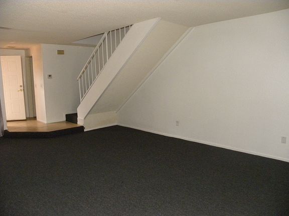 4th image of 3762 Oxford Ln