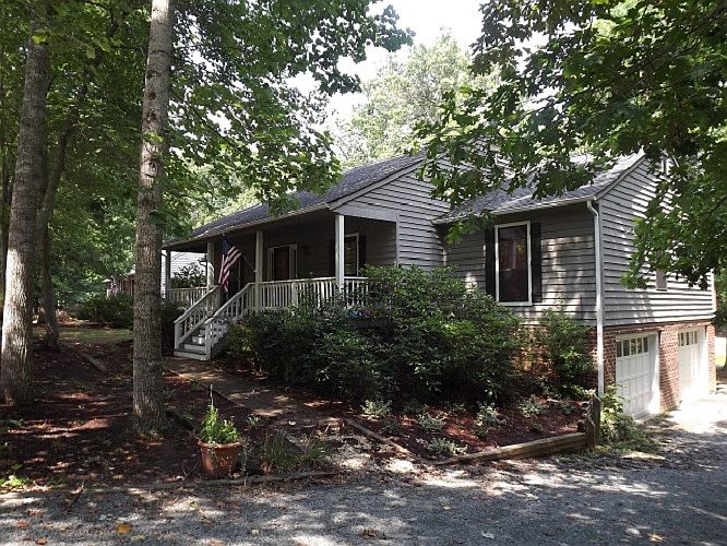 1st image of 174 Jefferson Dr