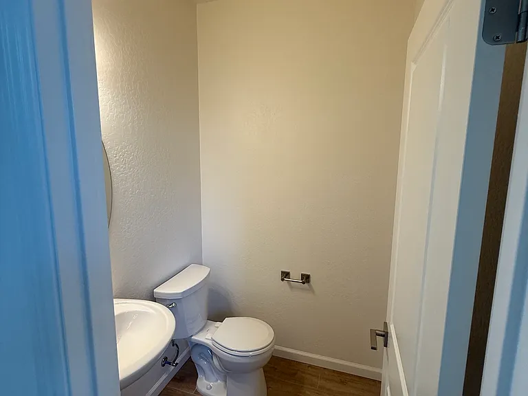 1519 Redbrick Ln — Photo 13