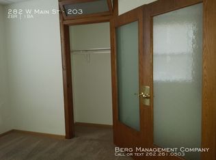 282 W Main St APT 203, Waukesha, WI 53186