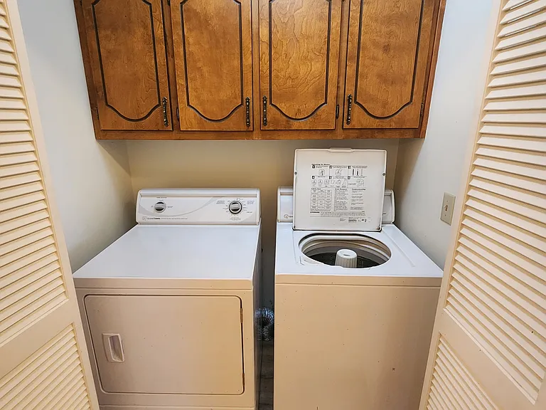 137 Green Hollow Cir — Photo 8