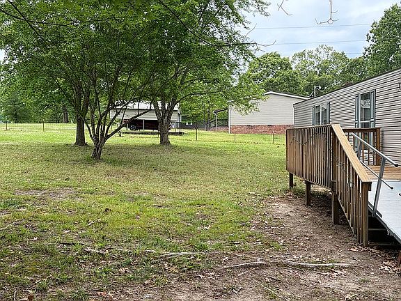 4th image of 12918 Chambers Rd
