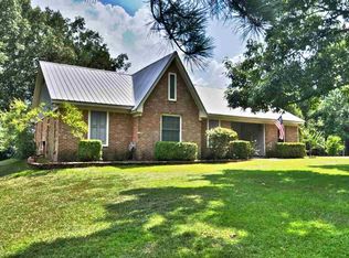1847 Kimbell Rd, Terry, MS 39170