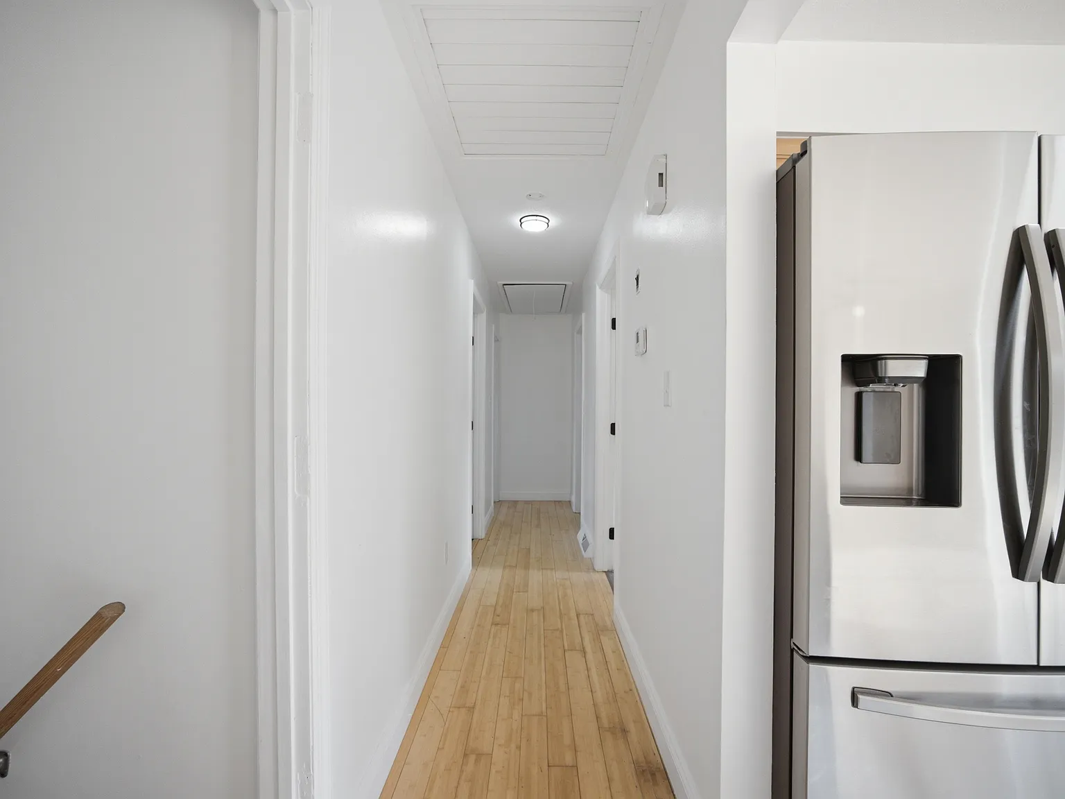 3 bed, 1102 sqft, $1,950 — Photo 4