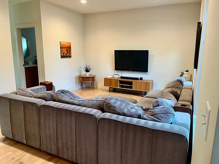 4148 McRee Ave — Photo 9