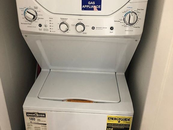 4th image of 21013 Reynolds Dr