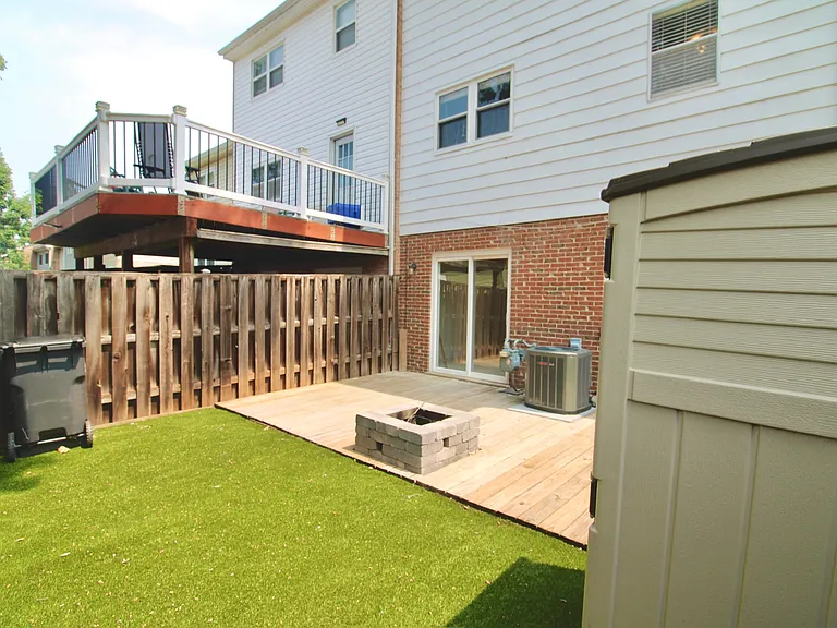 8501 Buckeye Ct — Photo 46