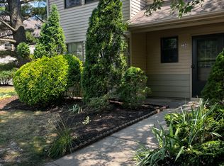 500 Goldthread Ct, Jackson, NJ 08527