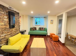 1229 Girard St NW, Washington, DC 20009