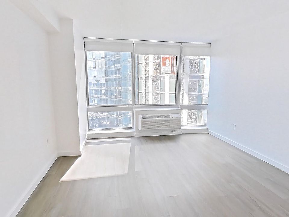 1st image of 37 Hudson St #1506