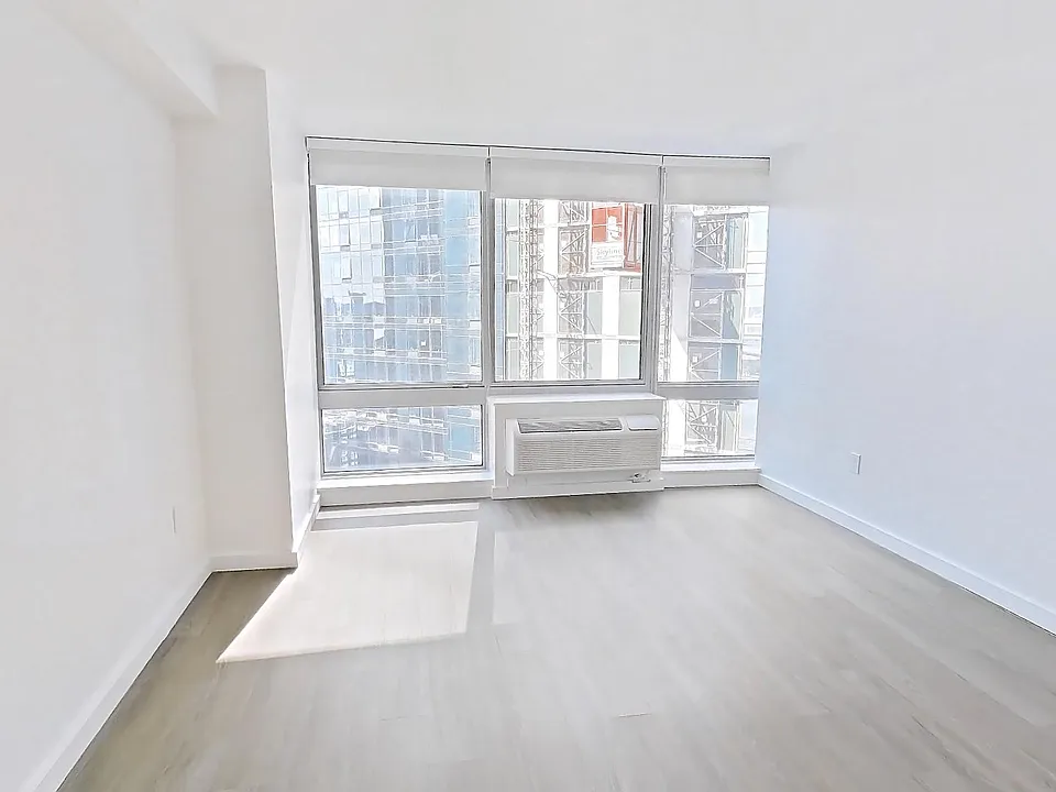 37 Hudson St #1506