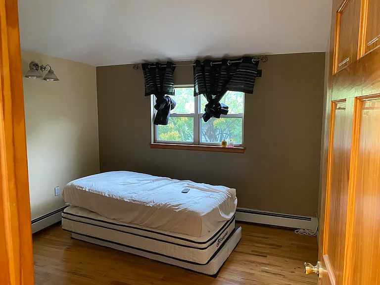 124 Northern Blvd #1 — Photo 9