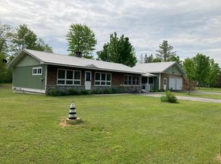 125 Airport Loop, Errol, NH 03579