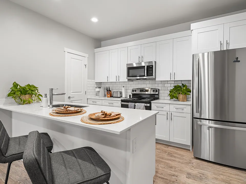 Sparrow Hill Apartments