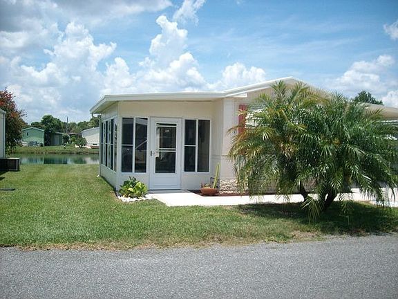2nd image of 6 Topaz Dr