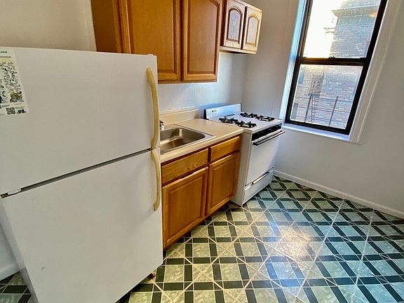 3rd image of 26-80 30th St #P5p