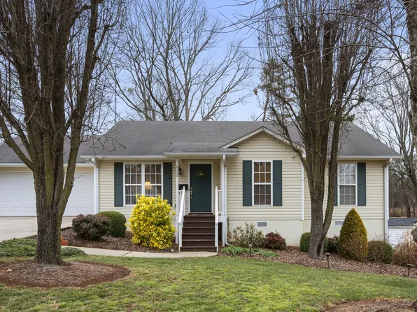 5120 Oak Field Ct, Murrayville, GA 30564