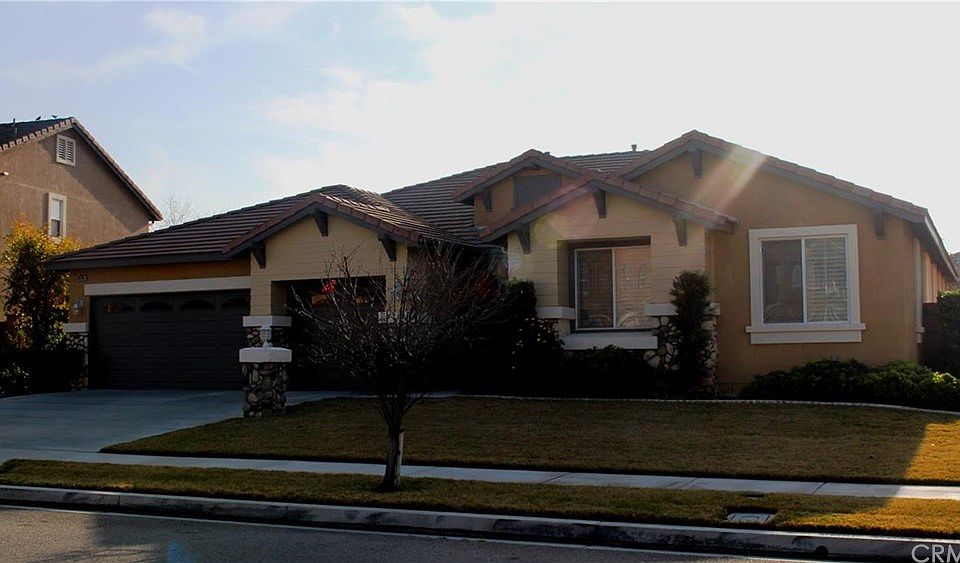 1st image of 34745 Elmwood Ln