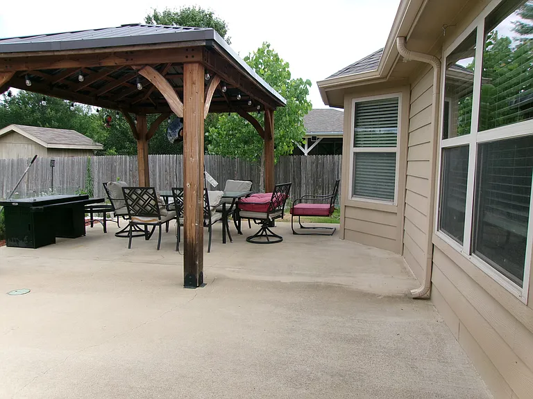 5727 Mountain Hollow Dr — Photo 25