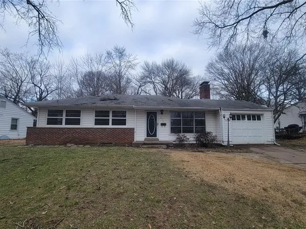 211 Frost Ave, Saint Louis, MO 63135