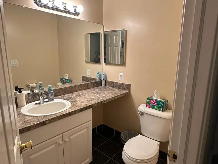 6121 Orchard Lake Rd #201 — Photo 14