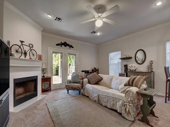 609 East 49th Street, 609 E 49th St #B, Austin, TX 78751