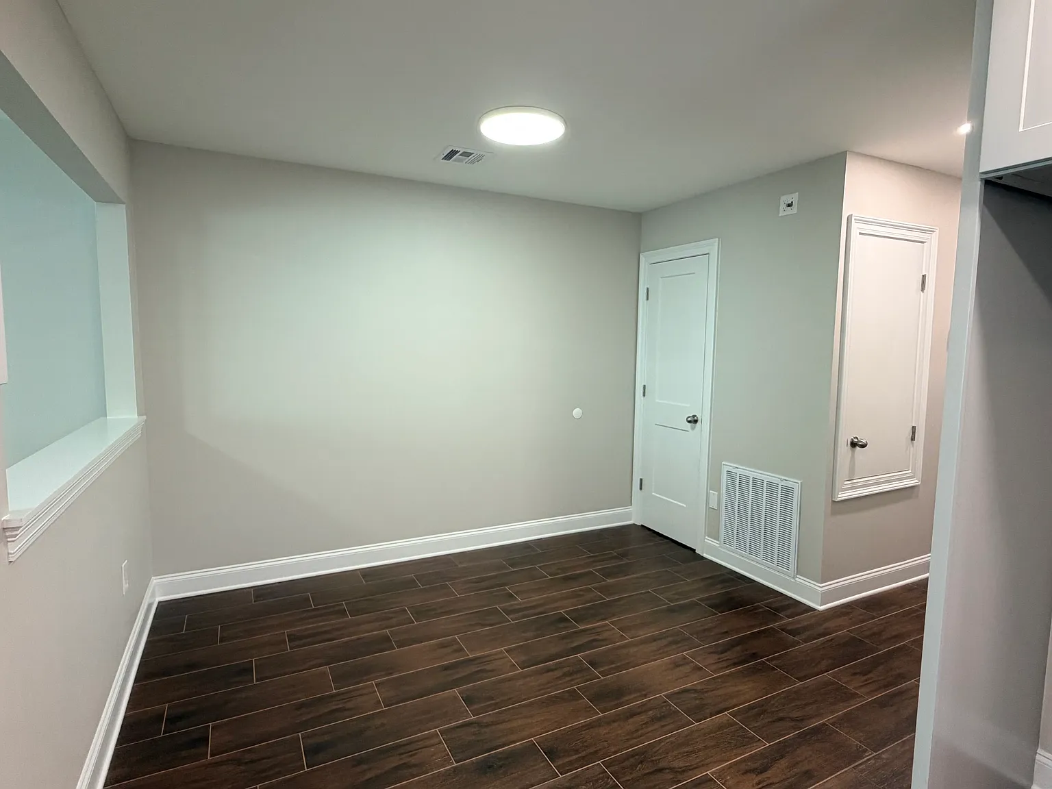 3 bed, 1200 sqft, $1,750 — Photo 4