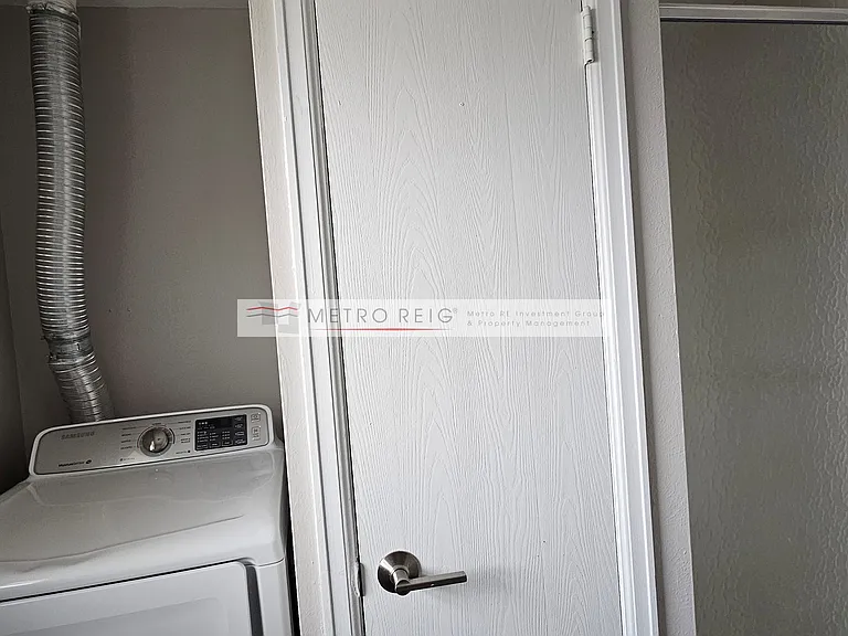 890 Lilac St — Photo 22