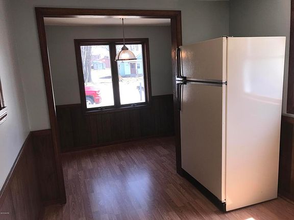5th image of 1007 N James St