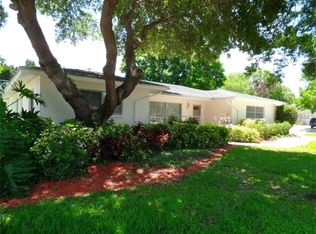 5290 42nd St S, Saint Petersburg, FL 33711