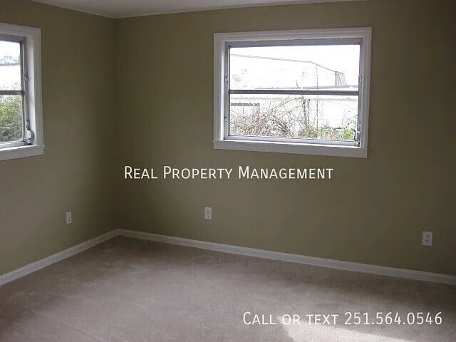 100 Oak St — Photo 11