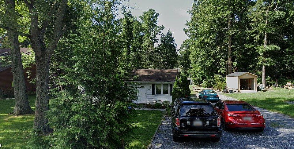 1st image of 113 Great Oak Dr