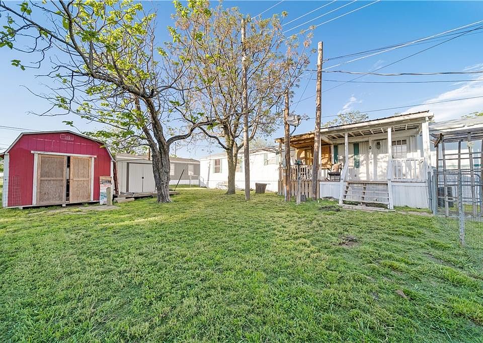 1st image of 1010 E Crest Dr Trlr 04
