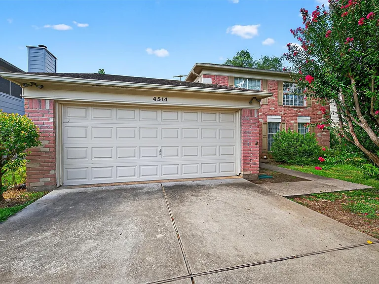 4514 Treasure Trl — Photo 3