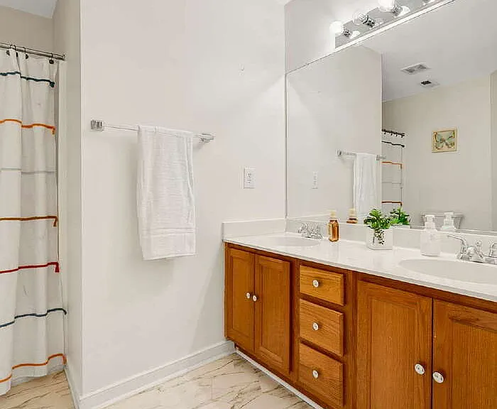 607 Green Garden Cir — Photo 24