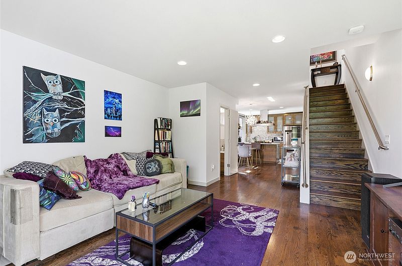 5th image of 165 20th Avenue