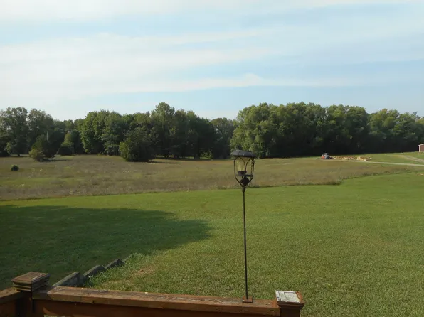 7109A E B Ave, Richland, MI 49083