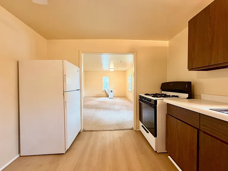 335 S Blaine Ave #2 — Photo 3