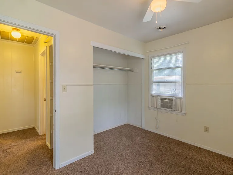 2204 Green Ave — Photo 11