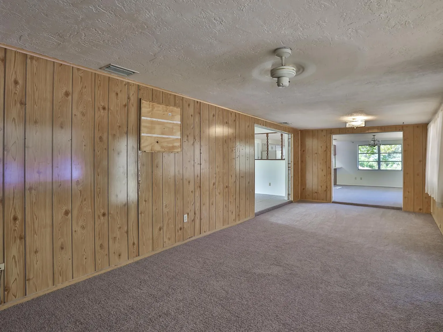 2 bed, 1.5 bath, 1685 sqft, $1,800 — Photo 4