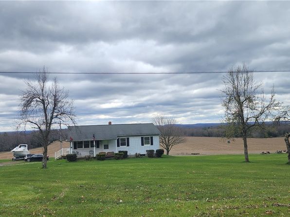 2733 Arcadia Rd, Cherry Tree, PA 15724