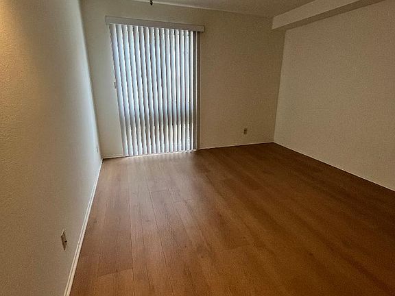 4th image of 5908 Cedros Ave APT 2