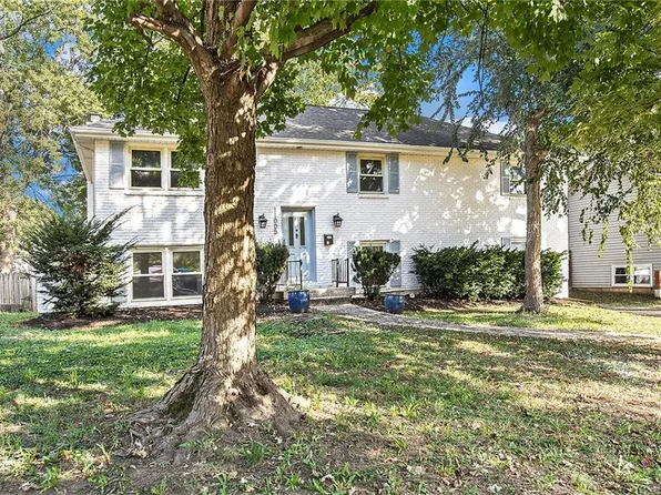 11005 Cypress Ave, Kansas City, MO 64137