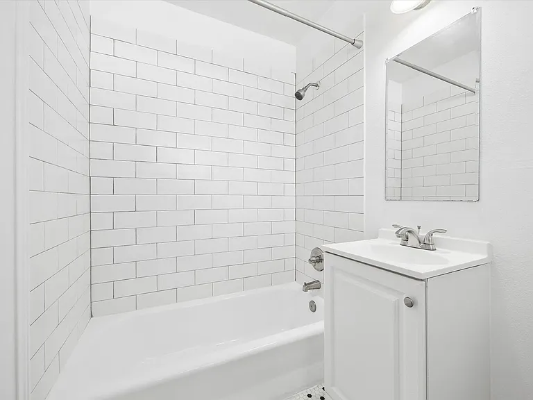5102 Academy — Photo 30